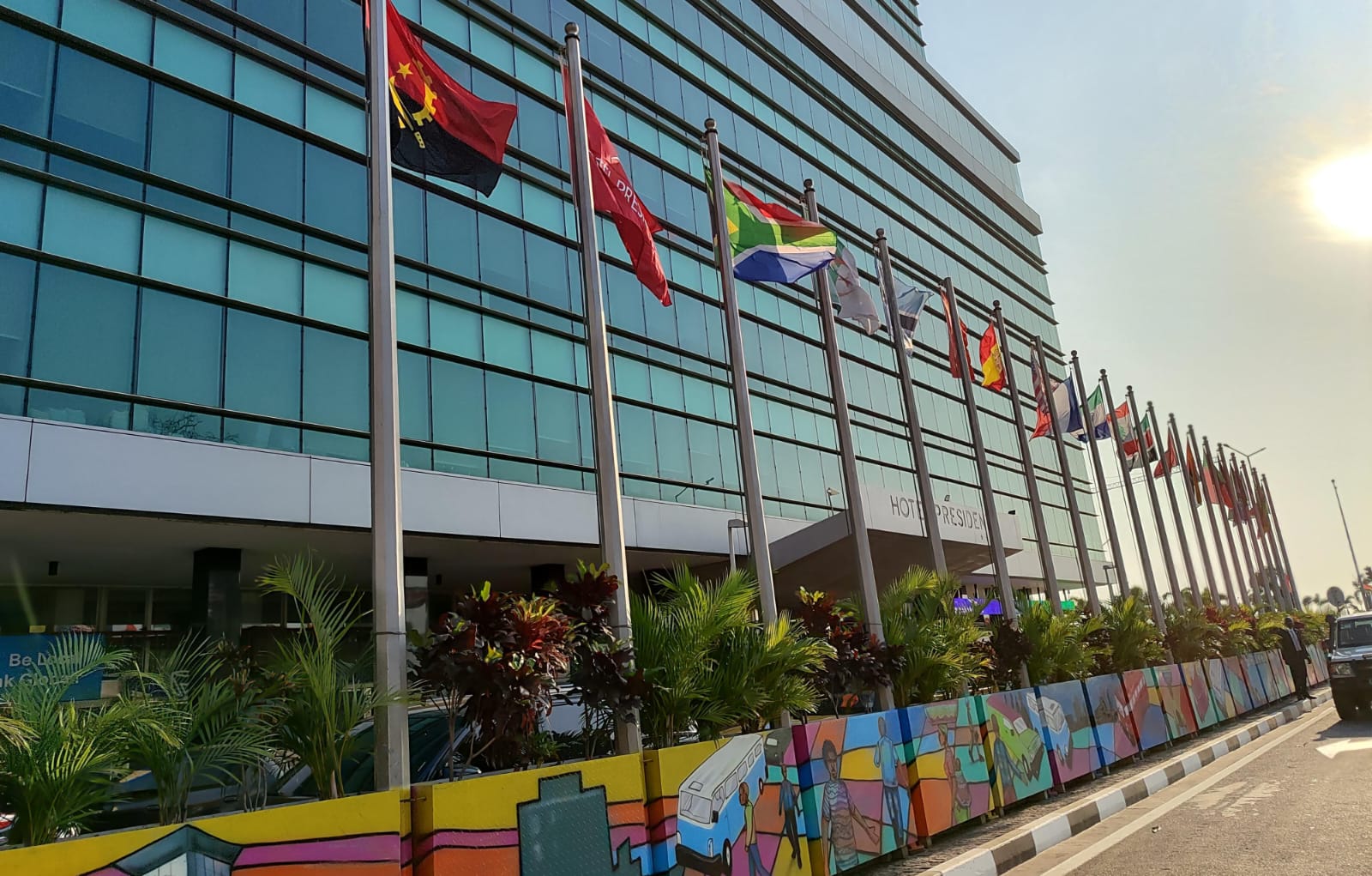 Luanda Recebe Mais de 3 Mil Participantes para a Maior Cimeira de Negócios EUA-África