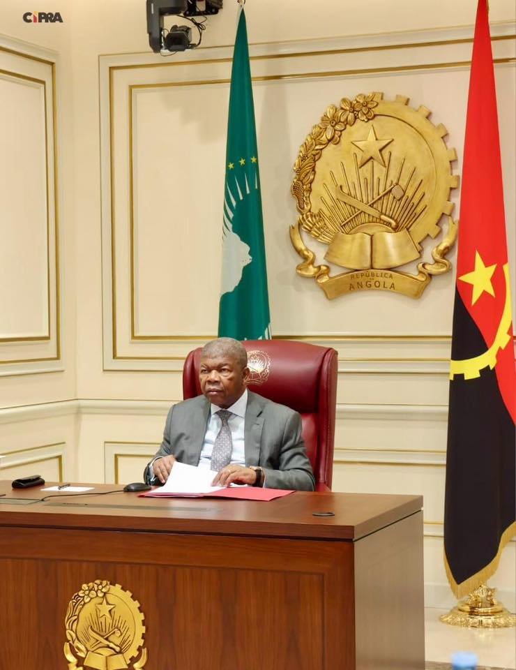 Presidente João Lourenço durante reunião virtual de emergência sobre surto de cólera em África com líderes africanos e representantes da OMS