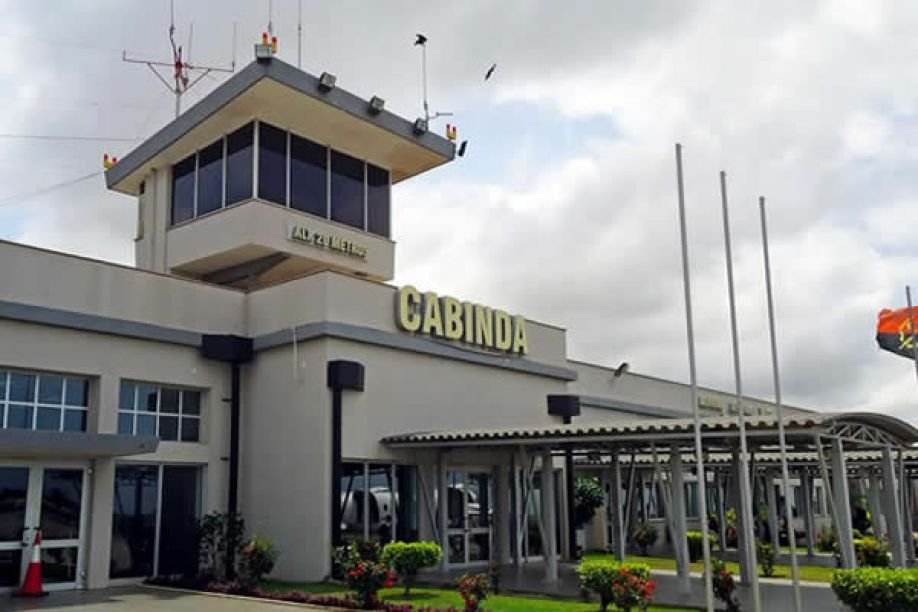 Obras no aeroporto de Cabinda exigem reforço de 36,7 milhões USD para adequação às normas internacionais
