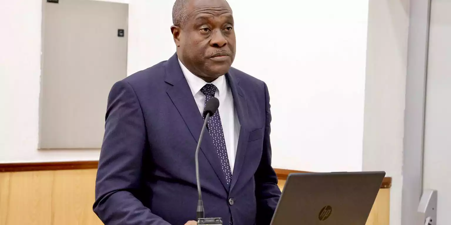 Redução de 23% nas importações não alivia dependência externa de Angola em combustíveis