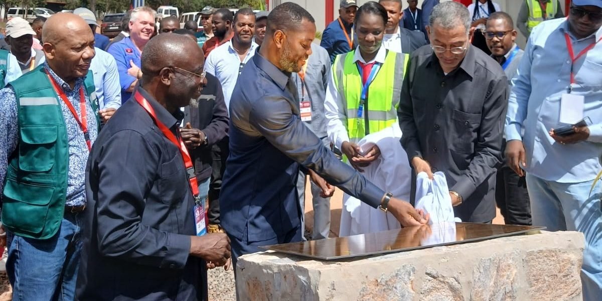 Sociedade Mineira do Chiri oficialmente constituída na Lunda-Sul com parceria ENDIAMA-Rio Tinto