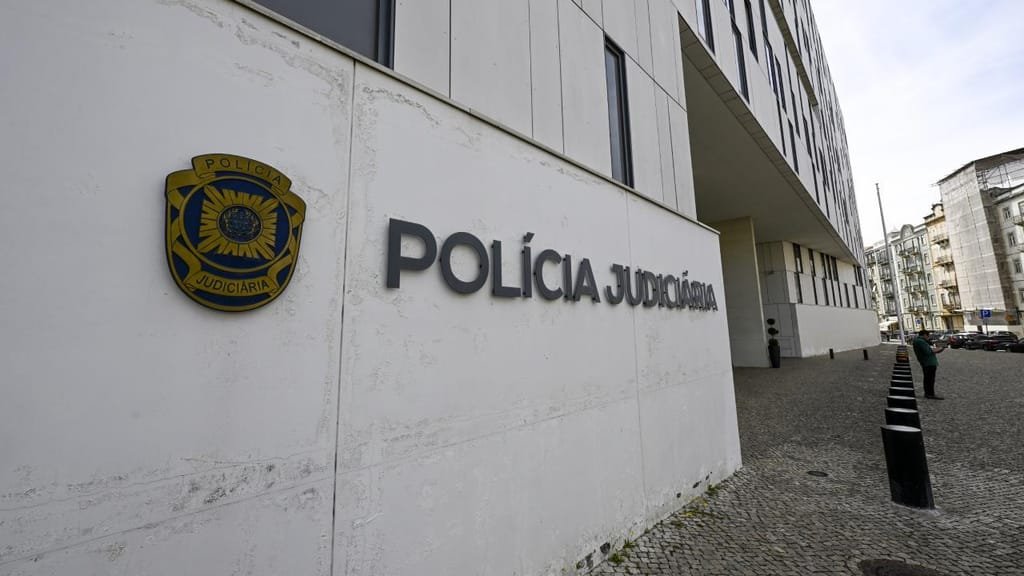 Angolana aliciada com promessa de emprego em Portugal é resgatada em operação contra tráfico de pessoas