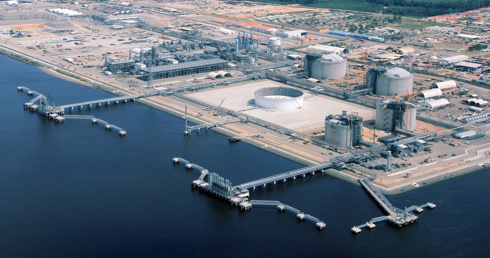 Angola LNG suspende actividades para manutenção: Produção terá redução de 80% em 32 dias