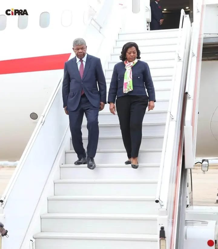 Presidente João Lourenço Regressa a Angola Após Visita Privada ao Brasil
